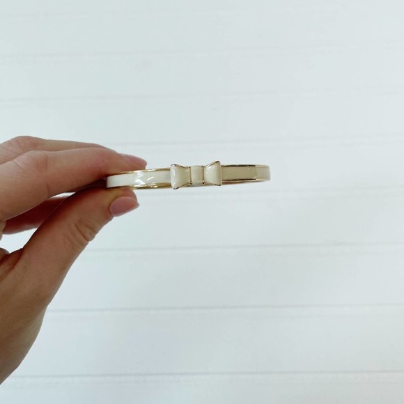 kate spade Cream and Gold Bow Bracelet - Picture 5 of 5